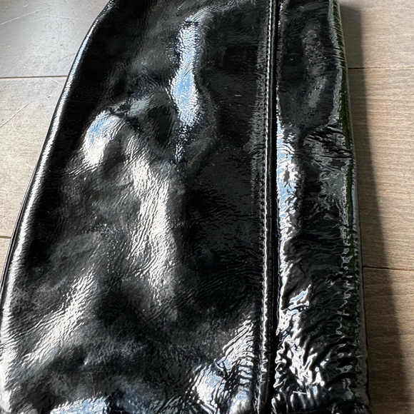 Black Patent Leather Tory Burch Clutch - Picture 9 of 13